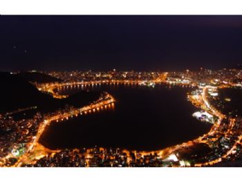 Lagoa - Noite.